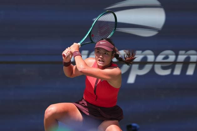 Emma Raducanu (GBR) macht die Faust und jubelt, Jubel, Freude, Emotion, US Open Championships 2023, USTA Billie Jean King National Tennis Center, Flushing Meadows, New York, USA . Emma Raducanu (GBR), US Open Championships 2023, USTA Billie Jean King National Tennis Center, Flushing Meadows, New York, USA . Copyright: xJuergenxHasenkopfx