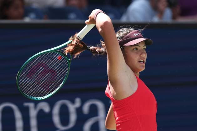 Emma Raducanu (GBR) macht die Faust und jubelt, Jubel, Freude, Emotion, US Open Championships 2023, USTA Billie Jean King National Tennis Center, Flushing Meadows, New York, USA . Emma Raducanu (GBR), US Open Championships 2023, USTA Billie Jean King National Tennis Center, Flushing Meadows, New York, USA . Copyright: xJuergenxHasenkopfx