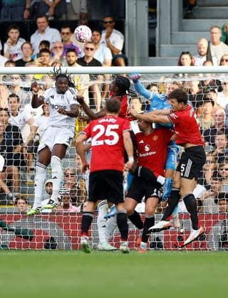 Bernd Leno of Fulham punches the ball away Fulham v Manchester United, ManU Premier League, Football, Craven Cottage, London, UK - 24 Aug 2025London Craven Cottage United Kingdom EDITORIAL USE ONLY No use with unauthorised audio, video, data, fixture lists, club league logos or live services. Online in-match use limited to 120 images, no video emulation. No use in betting, games or single club league player publications. Copyright: xWillxCooper Shutterstockx 15451862bx
