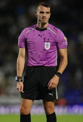 Referee Benjamin Speedie Birmingham City v Port Vale, EFL Carabao Cup, Second Round, Football, St. Andrew s @ Knighthead Park, Birmingham, UK - 26 Aug 2025Birmingham St. Andrew s @ Knighthead Park United Kingdom EDITORIAL USE ONLY No use with unauthorised audio, video, data, fixture lists, club league logos or live services. Online in-match use limited to 120 images, no video emulation. No use in betting, games or single club league player publications. Copyright: xJoexToth Shutterstockx 15455831bk