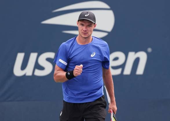 Kamil Majchrzak (POL) macht die Faust und jubelt, Jubel, Freude, Emotion, USTA Billie Jean King National Tennis Center, Flushing Meadows, New York, USA . Kamil Majchrzak (POL), USTA Billie Jean King National Tennis Center, Flushing Meadows, New York, USA . Copyright: xJuergenxHasenkopfx
