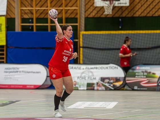 Melanie Grawe (1. FSV Mainz 05, 28) am Ball, TG Nuertingen vs. 1. FSV Mainz 05, Handball, 2. Bundesliga, Spielzeit 2025 2026, 30.08.2025 TG Nuertingen vs. 1. FSV Mainz 05, Handball, 2. Bundesliga, Spielzeit 2025 2026, 30.08.2025 Nuertingen Copyright: xMichaelxSchmidt Eibner-Pressefotx EP_MST