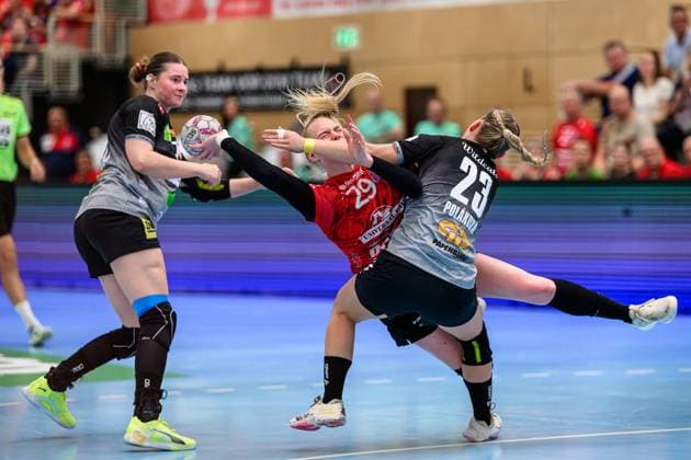 Lucy, Strauchmann (Kreislaeufer, SV Union Halle-Neustadt, 78), Johanna, Reichert (Rueckraum, Thueringer HC, 29), Marie, Polakova (Rueckraum Rechts, SV Union Halle-Neustadt, 23)+ GER, Thueringen, Thueringer HC gegen SV Union Halle-Neustadt, Alsco Handball Bundesliga Frauen, 1. Handballbundesliga Frauen, Handball, 1.Spieltag, Saison 2025 2026, Sonntag, 15.00 Uhr, 31.08.2025 GER, Thueringen, Thueringer HC gegen SV Union Halle-Neustadt, Alsco Handball Bundesliga Frauen, 1. Handballbundesliga Frauen, Handball, 1.Spieltag, Saison 2025 2026, Sonntag, 15.00 Uhr, 31.08.2025 Bad Langensalza Copyright: xEibner-Pressefoto MartinxHerbstx EP_MHT