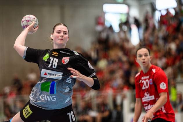 Lucy, Strauchmann (Kreislaeufer, SV Union Halle-Neustadt, 78), Jana Leonie, Scheib (Rueckraum, Thueringer HC, 20) GER, Thueringen, Thueringer HC gegen SV Union Halle-Neustadt, Alsco Handball Bundesliga Frauen, 1. Handballbundesliga Frauen, Handball, 1.Spieltag, Saison 2025 2026, Sonntag, 15.00 Uhr, 31.08.2025 GER, Thueringen, Thueringer HC gegen SV Union Halle-Neustadt, Alsco Handball Bundesliga Frauen, 1. Handballbundesliga Frauen, Handball, 1.Spieltag, Saison 2025 2026, Sonntag, 15.00 Uhr, 31.08.2025 Bad Langensalza Copyright: xEibner-Pressefoto MartinxHerbstx EP_MHT