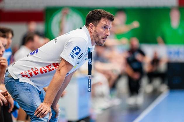 Ben Matschke (Frisch Auf Goeppingen, Trainer) GER, GWD Minden vs. Frisch Auf Goeppingen, Handball, 1. Bundesliga, 1. Spieltag, Spielzeit 2025 2026, 31.08.2025 GER, GWD Minden vs. Frisch Auf Goeppingen, Handball, 1. Bundesliga, 1. Spieltag, Spielzeit 2025 2026, 31.08.2025 Luebbecke Copyright: xEibner-Pressefoto JanxRollingerx EP_JSK