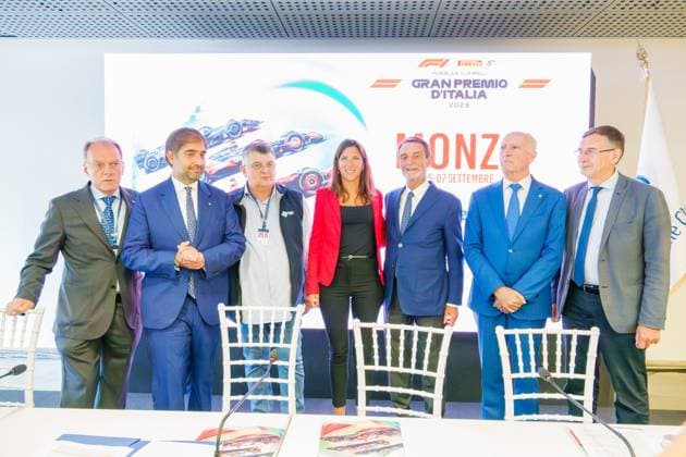 Da Sinistra: Giuseppe Redaelli (Presidente dell Autodromo Nazionale Monza), Geronimo La Russa (Presidente dell Automobile Club di Milano), Giovanni Battista Tombolato (Sub Commissario dell Automobile Club d Italia - ACI), Martina Riva (Assessora allo Turismo e Politiche Giovanili del Comune di Milano), Attilio Fontana (Presidente della Regione Lombardia), Tullio Del Sette (Commissario Straordinario dell Automobile Club d Italia - ACI), Paolo Pilotto (Sindaco di Monza e Presidente del Consorzio Villa Reale e Parco) during Pirelli Gran Premio d Italia 2025 - press conference, PK, Pressekonferenz Formula 1 Championship in Monza, Italy, September 02 2025 Copyright: xLucaxRossini IPAxSportx xipa-agency.netx xx IPA_63954007 IPA_Agency_IPA63954007