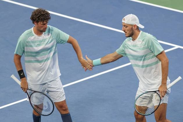Constantin Frantzen (Kappe), Robin Haase, Herren Doppel, Gentlemen s Doubles, US Open Championships 2023, USTA Billie Jean King National Tennis Center, Flushing Meadows, New York, USA . Constantin Frantzen, Robin Haase, Herren Doppel, Gentlemen s Doubles, US Open Championships 2023, USTA Billie Jean King National Tennis Center, Flushing Meadows, New York, USA . Copyright: xJuergenxHasenkopfx