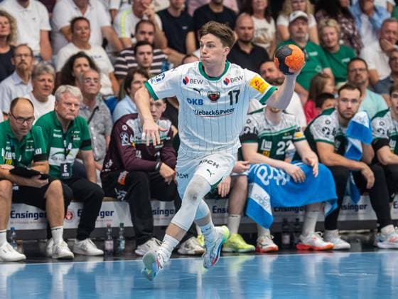 Nils Lichtlein (Fuechse Berlin, 17) mit Tempo am Frisch Auf Goeppingen vs. Fuechse Berlin, Handball, 1. Bundesliga, Herren, Spielzeit 2025 2026, 03.09.2025, Frisch Auf Goeppingen vs. Fuechse Berlin, Handball, 1. Bundesliga, Herren, Spielzeit 2025 2026, 03.09.2025 Goeppingen Copyright: xEibner-Pressefoto MichaelxSchmidx EP_MST