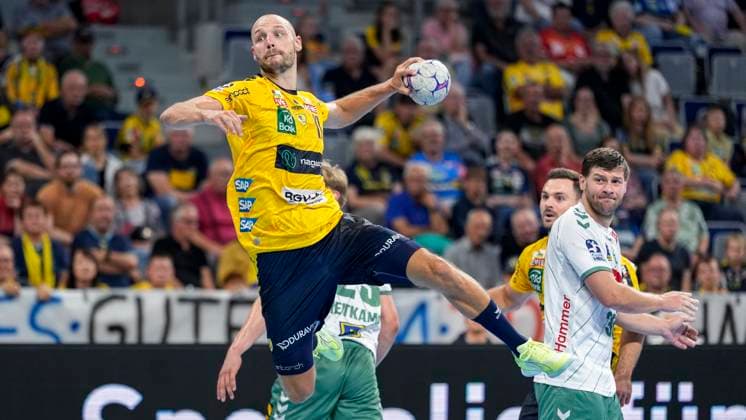 Lukas Sandell (RNL, 11), beim Sprungwurf, Wurf, Torwurf, Action, Aktion, Spielszene, 03.09.2025, Mannheim (Deutschland), Handball, Bundesliga, Rhein-Neckar Löwen - TSV GWD Minden