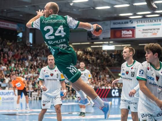 Marcel Schiller (Frisch Auf Goeppingen, 24) von aussen, Frisch Auf Goeppingen vs. Fuechse Berlin, Handball, 1. Bundesliga, Herren, Spielzeit 2025 2026, 03.09.2025, Frisch Auf Goeppingen vs. Fuechse Berlin, Handball, 1. Bundesliga, Herren, Spielzeit 2025 2026, 03.09.2025 Goeppingen Copyright: xEibner-Pressefoto MichaelxSchmidx EP_MST