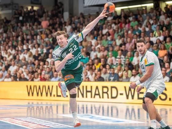 Erik Persson (Frisch Auf Goeppingen, 22) kommt frei zum Wurf, Frisch Auf Goeppingen vs. Fuechse Berlin, Handball, 1. Bundesliga, Herren, Spielzeit 2025 2026, 03.09.2025, Frisch Auf Goeppingen vs. Fuechse Berlin, Handball, 1. Bundesliga, Herren, Spielzeit 2025 2026, 03.09.2025 Goeppingen Copyright: xEibner-Pressefoto MichaelxSchmidx EP_MST