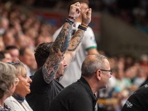 Stefan Kretzschmar, Sportvorstand (Fuechse Berlin) ballt die Jubelfaeuste, Frisch Auf Goeppingen vs. Fuechse Berlin, Handball, 1. Bundesliga, Herren, Spielzeit 2025 2026, 03.09.2025, Frisch Auf Goeppingen vs. Fuechse Berlin, Handball, 1. Bundesliga, Herren, Spielzeit 2025 2026, 03.09.2025 Goeppingen Copyright: xEibner-Pressefoto MichaelxSchmidx EP_MST