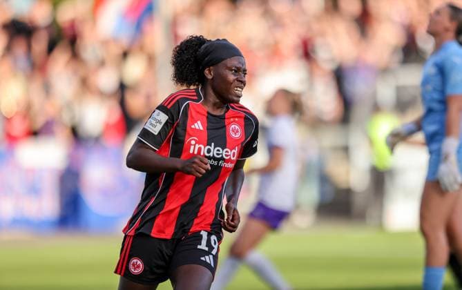 DEU, Frankfurt, Eintracht Frankfurt vs SGS Essen, Google Pixel Frauen Bundesliga DFB, Saison 2526, Stadion am Bretanobad, 1. Spieltag, im Bild: Nicole Anyomi (Eintracht Frankfurt 19) erzielt das Tor zum 1:0, Jubel DFB DFL REGULATIONS PROHIBIT ANY USE OF PHOTOGRAPHS AS IMAGE SEQUENCES AND OR QUASI-VIDEO, 05.09.2025, Copyright: HMBxMedia HendrikxHamelau