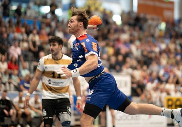 Stefan Bauer, (HBW Balingen Weilstetten, 99), beim Wurf, HBW Balingen Weilstetten vs. HC Elbflorenz Dresden, Handball, 2. Bundesliga, 2. Spieltag, Saison 2025 2026, 06.09.2025 Eibner-Pressefoto Andreas Ulmer HBW Balingen Weilstetten vs. HC Elbflorenz Dresden, Handball, 2. Bundesliga, 2. Spieltag, Saison 2025 2026, 06.09.2025 Balingen Copyright: xEibner-Pressefoto AndreasxUlmerx EP_AUR