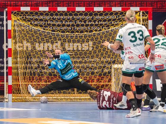 Celina Meissner (Frisch Auf Frauen, 61) im Tor, HSG Bensheim Auerbach vs. Frisch Auf Goeppingen, Handball, 1. Bundesliga, Spielzeit 2025 2026, 06.09.2025 HSG Bensheim Auerbach vs. Frisch Auf Goeppingen, Handball, 1. Bundesliga, Spielzeit 2025 2026, 06.09.2025 Bensheim Copyright: xMichaelxSchmidt Eibner-Pressefotx EP_MST