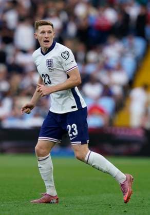 Birmingham, England, 6th September 2025. Elliot Anderson of England during the England vs Andorra FIFA World Cup, WM, Weltmeisterschaft, Fussball Qualifier match at Villa Park, Birmingham. Picture credit should read: Andrew Yates Sportimage EDITORIAL USE ONLY. No use with unauthorised audio, video, data, fixture lists, club league logos or live services. Online in-match use limited to 120 images, no video emulation. No use in betting, games or single club league player publications. SPI_090_AY_ENG_AND SPI-4113-0086