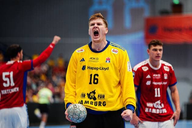 Jubel nach Parade Robin Haug (Handball Verein Hamburg, 16) GER, Handball Sport Verein Hamburg vs. Rhein-Neckar Loewen, Handball, 1. Bundesliga, Spieltag 3, Saison 2025 2026, 07.09.2025 GER, Handball Sport Verein Hamburg vs. Rhein-Neckar Loewen, Handball, 1. Bundesliga, Spieltag 3, Saison 2025 2026, 07.09.2025 Hamburg Copyright: xEibner-Pressefoto MarcelxvonxFehrnx EP_MFN