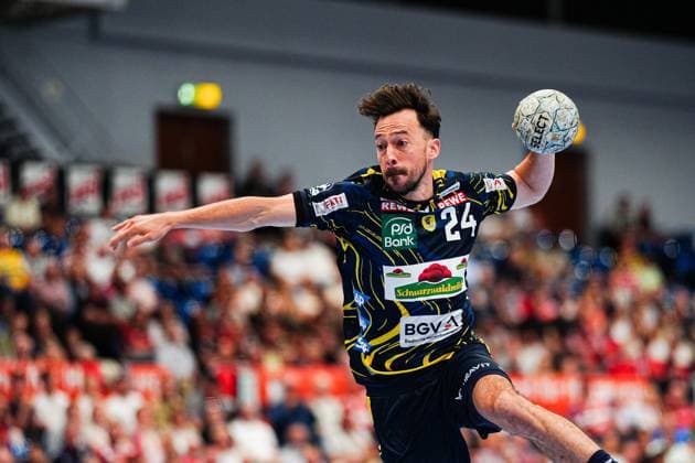 Wurf Tor Patrick Groetzki (Rhein-Neckar Loewen, 24) GER, Handball Verein Hamburg vs. Rhein-Neckar Loewen, Handball, 1. Bundesliga, Spieltag 3, Saison 2025 2026, 07.09.2025 GER, Handball Sport Verein Hamburg vs. Rhein-Neckar Loewen, Handball, 1. Bundesliga, Spieltag 3, Saison 2025 2026, 07.09.2025 Hamburg Copyright: xEibner-Pressefoto MarcelxvonxFehrnx EP_MFN