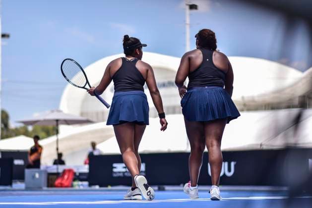 WTA, Tennis Damen GUADALAJARA 250 OPEN WTA GUADALAJARA 250 OPEN ANEY GLEASON VS CORLEY CORLEY 08092025 GUADALAJARA, JALISCO Action photo of Carmen Corley and Ivana Corley of USA, during day 1 the WTA Guadalajara 250 Open, held at the Centro Panamericano de Tenis of Guadalajara, Jalisco, Mexico. Foto de accion de Carmen Corley e Ivana Corley de Estados Unidos, durante el dia 1 del WTA Guadalajara 250 Open, celebrado en el Centro Panamericano de Tenis de Guadalajara, Jalisco, Mexico PHOTO BY IMAGENSHOP AGENCIA FOTOGRAFICA GUADALAJARA JALISCO MEXICO Copyright: xIMAGENSHOPxAGENCIAxFOTOGRAFICAx