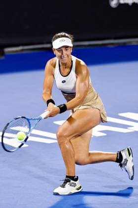 RECORD DATE NOT STATED WTA, Tennis Damen GUADALAJARA 250 OPEN WTA GUADALAJARA 250 OPEN STEFANINI VS FRECH 11092025 GUADALAJARA, JALISCO. Action photo of Lucrezia Stefanini of Italy, during day 4 the WTA Guadalajara 250 Open, held at the Centro Panamericano de Tenis of Guadalajara, Jalisco, Mexico. Foto de accion de Lucrezia Stefanini de Italia, durante el dia 4 del WTA Guadalajara 250 Open, celebrado en el Centro Panamericano de Tenis de Guadalajara, Jalisco, Mexico PHOTO BY IMAGENSHOP AGENCIA FOTOGRAFICA GUADALAJARA JALISCO MEXICO Copyright: xIMAGENSHOPxAGENCIAxFOTOGRAFICAx