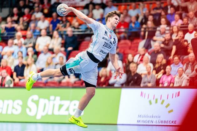 Alexander Pfeifer (SG BBM Bietigheim, 31) im Torwurf GER, TuS N-Luebbecke vs. SG BBM Bietigheim, Handball, 2. Bundesliga, 3. Spieltag, Spielzeit 2025 2026, 12.09.2025 GER, TuS N-Luebbecke vs. SG BBM Bietigheim, Handball, 2. Bundesliga, 3. Spieltag, Spielzeit 2025 2026, 12.09.2025 Luebbecke Copyright: xEibner-Pressefoto JanxRollingerx EP_JSK
