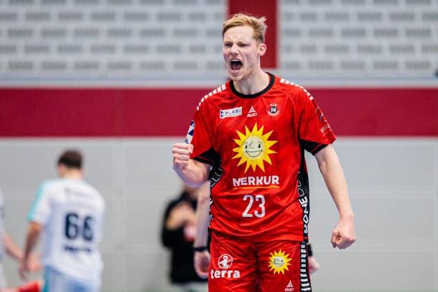 Niko Blaauw (TuS N-Luebbecke, 23) jubelt freut sich GER, TuS N-Luebbecke vs. SG BBM Bietigheim, Handball, 2. Bundesliga, 3. Spieltag, Spielzeit 2025 2026, 12.09.2025 GER, TuS N-Luebbecke vs. SG BBM Bietigheim, Handball, 2. Bundesliga, 3. Spieltag, Spielzeit 2025 2026, 12.09.2025 Luebbecke Copyright: xEibner-Pressefoto JanxRollingerx EP_JSK