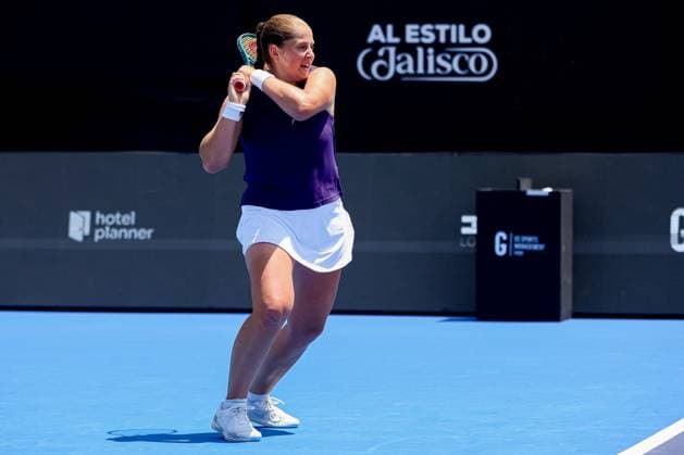 WTA, Tennis Damen GUADALAJARA 250 OPEN WTA GUADALAJARA 250 OPEN OSTAPENKO VS STAKUSIC 12092025 GUADALAJARA, JALISCO. Action photo of Jelena Ostapenko, during day 5 the WTA Guadalajara 250 Open, held at the Centro Panamericano de Tenis of Guadalajara, Jalisco, Mexico. Foto de accion de Jelena Ostapenko, durante el dia 5 del WTA Guadalajara 250 Open, celebrado en el Centro Panamericano de Tenis de Guadalajara, Jalisco, Mexico PHOTO BY IMAGENSHOP AGENCIA FOTOGRAFICA GUADALAJARA JALISCO MEXICO Copyright: xIMAGENSHOPxAGENCIAxFOTOGRAFICAx