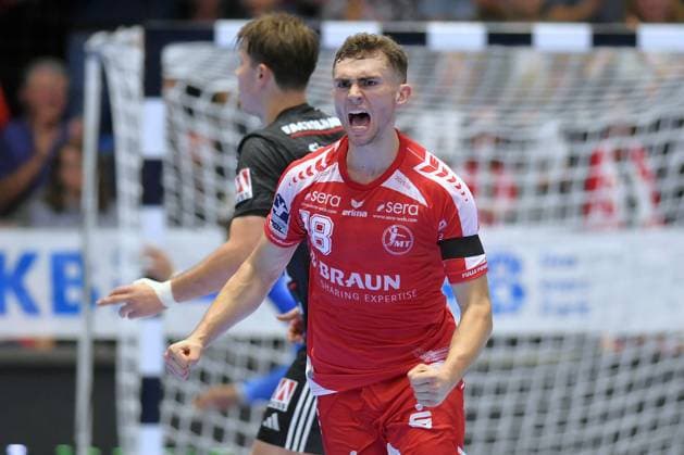 Jubel bei Florian Drosten (MT Melsungen 18), Florian Scheerer (HC Erlangen 10) (L) , GER, MT Melsungen - HC Erlangen, Handball, 1. Bundesliga, 4. Spieltag, Saison 2025 2026, 12.09.2025, GER, MT Melsungen - HC Erlangen, Handball, 1. Bundesliga, 4. Spieltag, Saison 2025 2026, 12.09.2025 Kassel Copyright: xEibner-Pressefotox xRolandxSippex EP_RSL