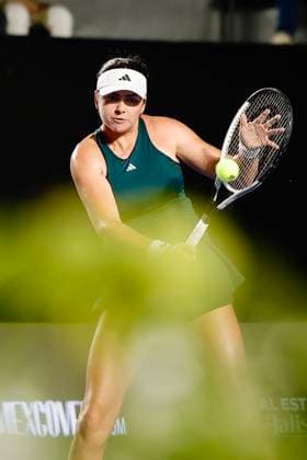 WTA, Tennis Damen GUADALAJARA 250 OPEN WTA GUADALAJARA 250 OPEN STAKUSIC VS ARANGO 12092025 GUADALAJARA, JALISCO. Action photo of Marina Stakusic of Canada, during day 5 the WTA Guadalajara 250 Open, held at the Centro Panamericano de Tenis of Guadalajara, Jalisco, Mexico. Foto de accion de Marina Stakusic de Canada, durante el dia 5 del WTA Guadalajara 250 Open, celebrado en el Centro Panamericano de Tenis de Guadalajara, Jalisco, Mexico PHOTO BY IMAGENSHOP AGENCIA FOTOGRAFICA GUADALAJARA JALISCO MEXICO Copyright: xIMAGENSHOPxAGENCIAxFOTOGRAFICAx