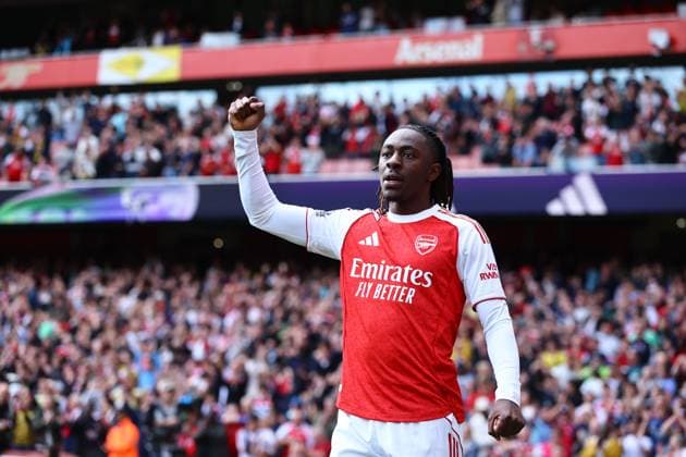 Eberechi Eze of Arsenal celebrates his sides second goal Arsenal v Nottingham Forest, Premier League, Football, Emirates Stadium, London, UK - 13 Sept 2025London Emirates Stadium United Kingdom EDITORIAL USE ONLY No use with unauthorised audio, video, data, fixture lists, club league logos or live services. Online in-match use limited to 120 images, no video emulation. No use in betting, games or single club league player publications. Copyright: xMichaelxZemanek Shutterstockx 15481272ao