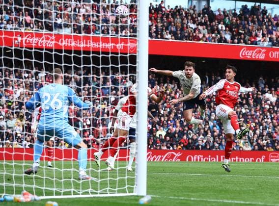 Martin Zubimendi of Arsenal scores their sides third goal Arsenal v Nottingham Forest, Premier League, Football, Emirates Stadium, London, UK - 13 Sept 2025London Emirates Stadium United Kingdom EDITORIAL USE ONLY No use with unauthorised audio, video, data, fixture lists, club league logos or live services. Online in-match use limited to 120 images, no video emulation. No use in betting, games or single club league player publications. Copyright: xMichaelxZemanek Shutterstockx 15481272at