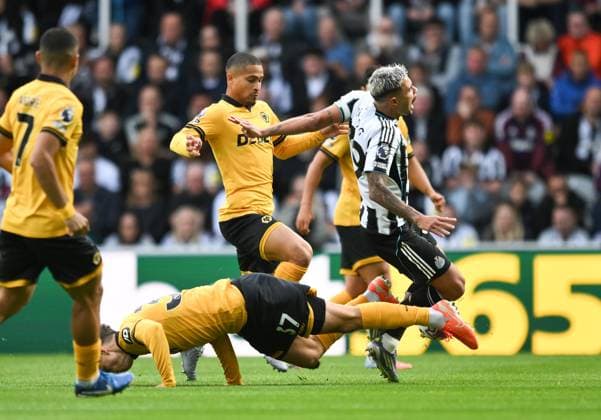 Pedro Lima of Wolverhampton Wanderers fouls Bruno Guimaraes of Newcastle United Newcastle United v Wolverhampton Wanderers, Premier League, Football, St James Park, Newcastle, UK - 13 Sept 2025Newcastle St James Park United Kingdom EDITORIAL USE ONLY No use with unauthorised audio, video, data, fixture lists, club league logos or live services. Online in-match use limited to 120 images, no video emulation. No use in betting, games or single club league player publications. Copyright: xRichardxLee Shutterstockx 15481298t