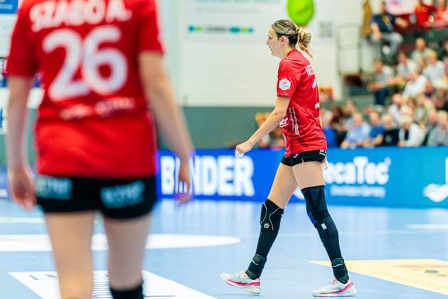 Anika Niederwieser (Thueringer HC, 14) muss der Spielfeld nach Rote Karte verlassen GER, HSG Blomberg-Lippe vs. Thueringer HC, , 3. Spieltag, Spielzeit 2025 2026, 13.09.2025 GER, HSG Blomberg-Lippe vs. Thueringer HC, , 3. Spieltag, Spielzeit 2025 2026, 13.09.2025 Blomberg Copyright: xEibner-Pressefoto JanxRollingerx EP_JSK