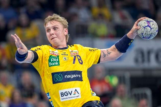 Edwin Aspenbäck (RNL, 78), am Ball, Einzelbild, Einzelfoto, Aktion, Action, 13.09.2025, Mannheim (Deutschland), Handball, Bundesliga, Rhein-Neckar Löwen - ThSV Eisenach