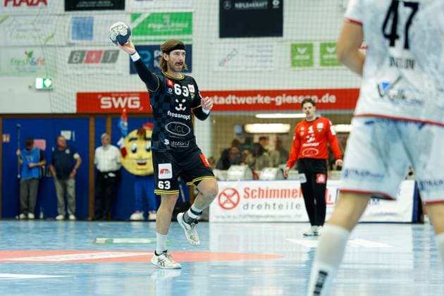 Julius Rose (HSG Krefeld Niederrhein, 63) TV 05 07 Huettenberg vs. - HSG Krefeld Niederrhein, Handball, 2. Handball Bundesliga, 03. Spieltag, Saison 2025 2026, 13.09.25 TV 05 07 Huettenberg vs. - HSG Krefeld Niederrhein, Handball, 2. Handball Bundesliga, 03. Spieltag, Saison 2025 2026, 13.09.25 Huettenberg Copyright: xEibner-Pressefoto JoergxHeinrichx EP_JHR