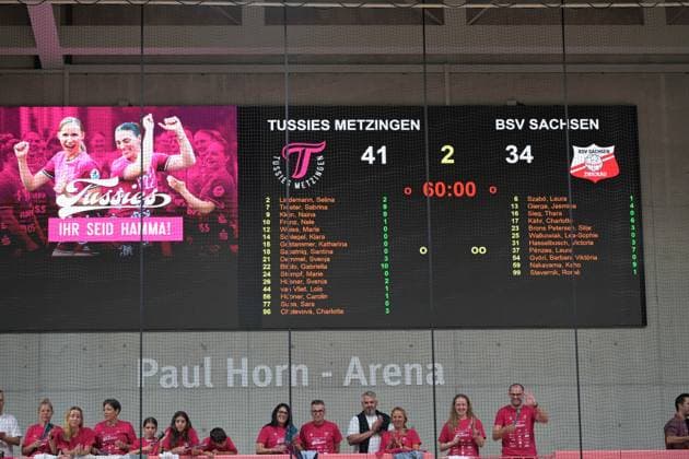 die Anzeigetafel nach dem Spiel TusSies Metzingen vs. BSV Sachsen Zwickau, Handball, Alsco HBF, 3.Ligaspieltag, Saison 2025 2026, 13.09.2025 TusSies Metzingen vs. BSV Sachsen Zwickau, Handball, Alsco HBF, 3.Ligaspieltag, Saison 2025 2026, 13.09.2025 Tuebingen Copyright: xEibner-Pressefoto TobiasxBaurx EP_TBR