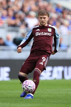 Football - Premier League - Everton v Aston Villa 13th September 2025 - Premier League - Everton v Aston Villa - Harvey Elliott of Aston Villa - Photo: Simon Stacpoole Offside. Liverpool UK Copyright: xSimonxStacpoolexOffside