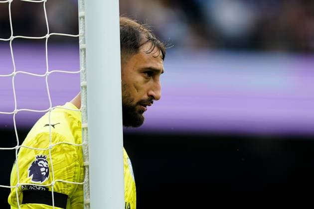 Manchester, England, 14th September 2025. Gianluigi Donnarumma of Manchester City during the Manchester City vs Manchester United, ManU Premier League match at the Etihad Stadium, Manchester. Picture credit should read: Andrew Yates Sportimage EDITORIAL USE ONLY. No use with unauthorised audio, video, data, fixture lists, club league logos or live services. Online in-match use limited to 120 images, no video emulation. No use in betting, games or single club league player publications. SPI_020_AY_MCI_MUFC SPI-4139-0020