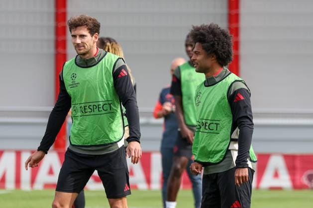 Leon Goretzka (FC Bayern Muenchen, 08) mit Serge Gnabry (FC Bayern Muenchen, 07), GER, Abschlusstraining, FC Bayern Muenchen, Fussball, UEFA Champions League, Liga-Phase, 1. Spieltag, Saison 2025 2026, 16.09.2025, GER, Abschlusstraining, FC Bayern Muenchen, Fussball, UEFA Champions League, Liga-Phase, 1. Spieltag, Saison 2025 2026, 16.09.2025 Muenchen Copyright: xEibner-Pressefoto JennixMaulx EP_JML