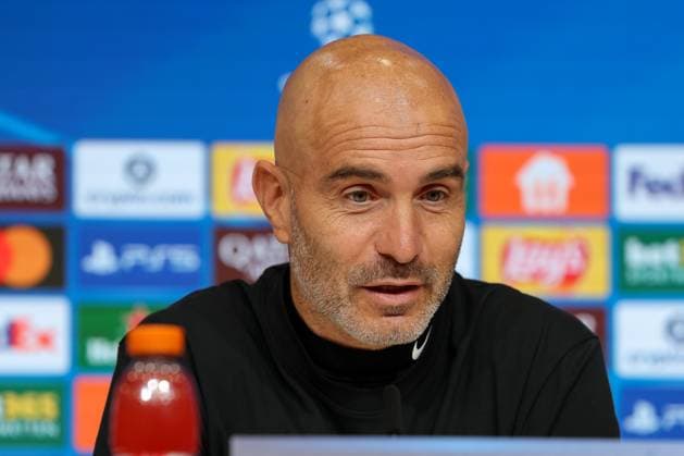 Enzo Maresca (FC Chelsea, Cheftrainer) bei der Pressekonferenz, GER, Internationale Pressekonferenz, FC Chelsea, Fussball, UEFA Champions League, Liga-Phase, 1. Spieltag, Saison 2025 2026, 16.09.2025, GER, Internationale Pressekonferenz, FC Chelsea, Fussball, UEFA Champions League, Liga-Phase, 1. Spieltag, Saison 2025 2026, 16.09.2025 Muenchen Copyright: xEibner-Pressefoto JennixMaulx EP_JML