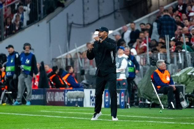 Vincent Kompany (FC Bayern Muenchen, Trainer) gestikuliert, GER, FC Bayern Muenchen vs FC Chelsea FC, Fussball, UEFA Champions League, Ligaphase, 1. Spieltag, Saison 2025 2026, 17.09.2025 GER, FC Bayern Muenchen vs FC Chelsea FC, Fussball, UEFA Champions League, Ligaphase, 1. Spieltag, Spielzeit 2025 2026, 17.09.2025 Muenchen Copyright: xEibner-Pressefoto Memmlerx EP_MMR