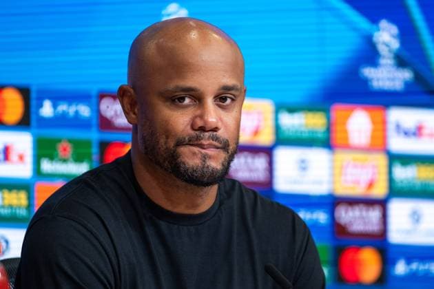 Vincent Kompany (FC Bayern Muenchen, Trainer) bei der Pressekonferenz, GER, FC Bayern Muenchen vs FC Chelsea FC, Fussball, UEFA Champions League, Ligaphase, 1. Spieltag, Saison 2025 2026, 17.09.2025 GER, FC Bayern Muenchen vs FC Chelsea FC, Fussball, UEFA Champions League, Ligaphase, 1. Spieltag, Spielzeit 2025 2026, 17.09.2025 Muenchen Copyright: xEibner-Pressefoto Memmlerx EP_MMR