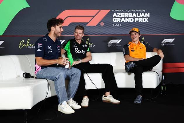 F1 - AZERBAIJAN GRAND PRIX 2025 GASLY Pierre (fra), Alpine F1 Team A525, portrait, HULKENBERG Nico (ger), Stake F1 Team Kick C45, portrait and PIASTRI Oscar (aus), McLaren F1 Team MCL39, portrait press conference, PK, Pressekonferenz during the 2025 Formula 1 Qatar Airways Azerbaijan Grand Prix, 17th round of the 2025 FIA Formula One World Championship, WM, Weltmeisterschaft from September 19 to 21, 2025 on the Baku City Circuit, in Baku, Azerbaijan - BakuAzerbaijan Copyright: xEricxAlonsox