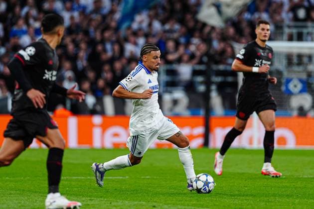 Jordan Larsson (FC Kopenhagen, 11) DEN, FC Kopenhagen vs. Bayer 04 Leverkusen, Fussball, UEFA Champions League, Spieltag 1, Spielzeit 2025 2026, 18.09.2025 DEN, FC Kopenhagen vs. Bayer 04 Leverkusen, Fussball, UEFA Champions League, Spieltag 1, Spielzeit 2025 2026, 18.09.2025 Kopenhagen Copyright: xEibner-Pressefoto MarcelxvonxFehrnx EP_MFN