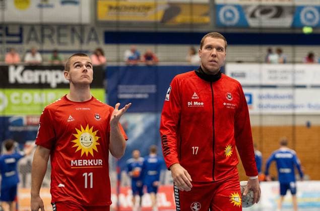 Jacob Lundahl (TuS N Luebbecke, 17), rechts und Kasper Haugen Furu (TuS N Luebbecke, 11), links beim Warmmachen, HBW Balingen Weilstetten vs. TuS N Luebbecke, Handball, 2. Bundesliga, 4. Spieltag, Saison 2025 2026, 19.09.2025 Eibner-Pressefoto Andreas Ulmer HBW Balingen Weilstetten vs. TuS N Luebbecke, Handball, 2. Bundesliga, 4. Spieltag, Saison 2025 2026, 19.09.2025 Balingen Copyright: xEibner-Pressefoto AndreasxUlmerx EP_AUR