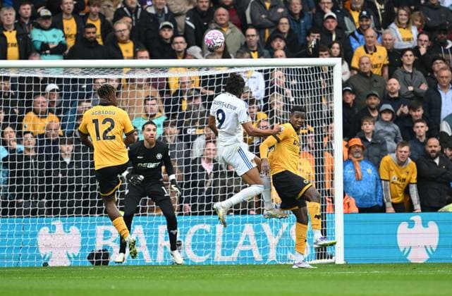 Dominic Calvert-Lewin of Leeds United scores the team s first goal Wolverhampton Wanderers v Leeds United, Premier League, Football, Molineux, Wolverhampton, UK - 20 Sep 2025Wolverhampton Molineux United Kingdom EDITORIAL USE ONLY No use with unauthorised audio, video, data, fixture lists, club league logos or live services. Online in-match use limited to 120 images, no video emulation. No use in betting, games or single club league player publications. Copyright: xAnnaxGowthorpe Shutterstockx 15487097v