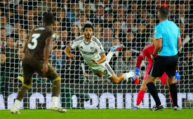 Raul Jimenez of Fulham defends Fulham v Brentford, Premier League, Football, Craven Cottage, London, UK - 20 Sep 2025London London Stadium United Kingdom EDITORIAL USE ONLY No use with unauthorised audio, video, data, fixture lists, club league logos or live services. Online in-match use limited to 120 images, no video emulation. No use in betting, games or single club league player publications. Copyright: xJavierxGarcia Shutterstockx 15487108bb