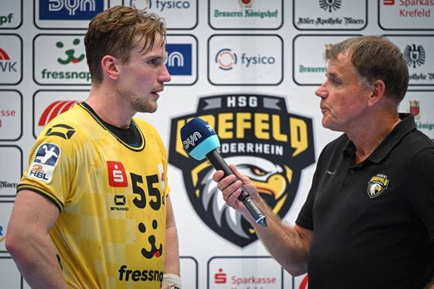 Deutschland, Handball, 2. Bundesliga, 4. Spieltag, 2025 2026, HSG Krefeld Niederrhein vs TuSEM Essen, 20.09.2025, Glockenspitzhalle, Krefeld, Deutschland, Interview Niklas Ingenpaß (HSG Krefeld Niederrhein, 55) Copyright: xMarkusxVerwimpx