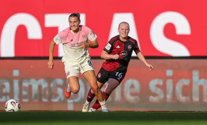 DEU, Nürnberg, FC Nürnberg vs Bayer Leverkusen, Google Pixel Bundesliga, DFB, Saison 2526, Max-Morlock-Stadion, 3. Spieltag, im Bild v.l.n.r: Carlotta Wamser (Bayer Leverkusen 37), Aleigh Gambone (Nürnberg 16) DFB DFL REGULATIONS PROHIBIT ANY USE OF PHOTOGRAPHS AS IMAGE SEQUENCES AND OR QUASI-VIDEO, 21.09.2025, Copyright: HMBxMedia HendrikxHamelau