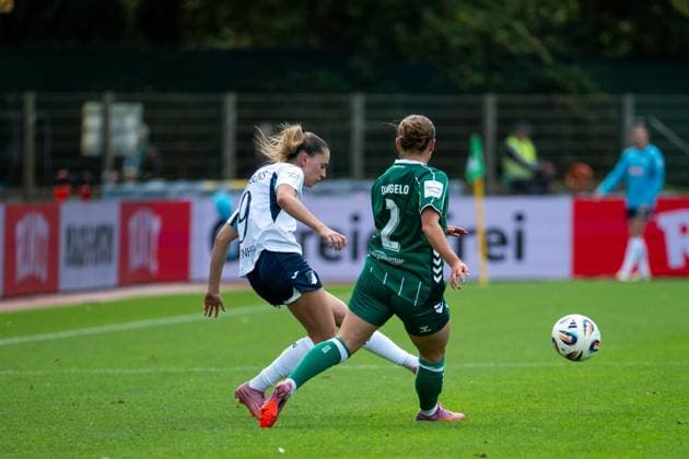 GER, SV Werder Bremen vs TSG 1899 Hoffenheim, Fussball Google Pixel Frauen Bundesliga, 3. Spieltag, Saison 2025 2026, 21.09.2025 DFB regulations prohibit any use of photographs as image sequences and or quasi-video GER, SV Werder Bremen vs TSG 1899 Hoffenheim, Fussball Google Pixel Frauen Bundesliga, 3. Spieltag, Saison 2025 2026, 21.09.2025 Bremen Copyright: xEibner-Pressefoto Memmlerx EP_MMR
